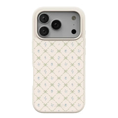 Petit Petals | Dainty Lattice Case